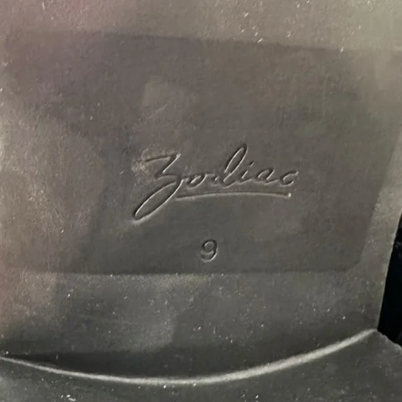 Zodiac Claret Bootie in Black Women’s Size 9M - Picture 13 of 15